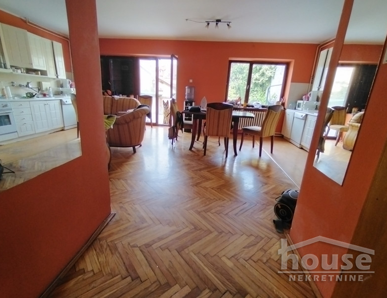 Kuća Prodaja Novi Sad  300 m2