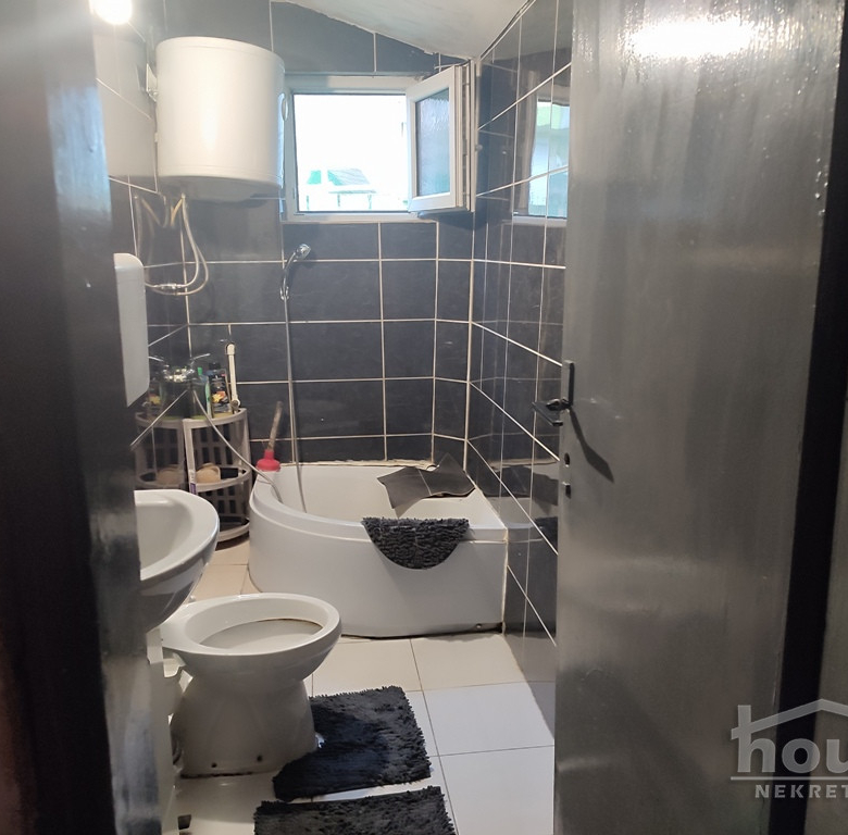 Kuća Prodaja Novi Sad  82 m2