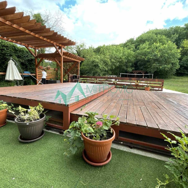 Kuća Prodaja Velika Remeta  180 m2