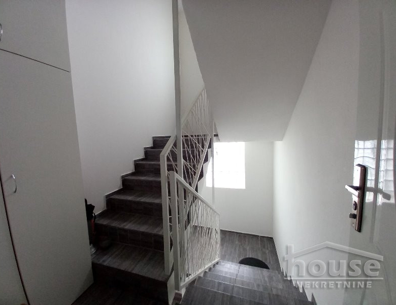 Kuća Prodaja Novi Sad  245 m2