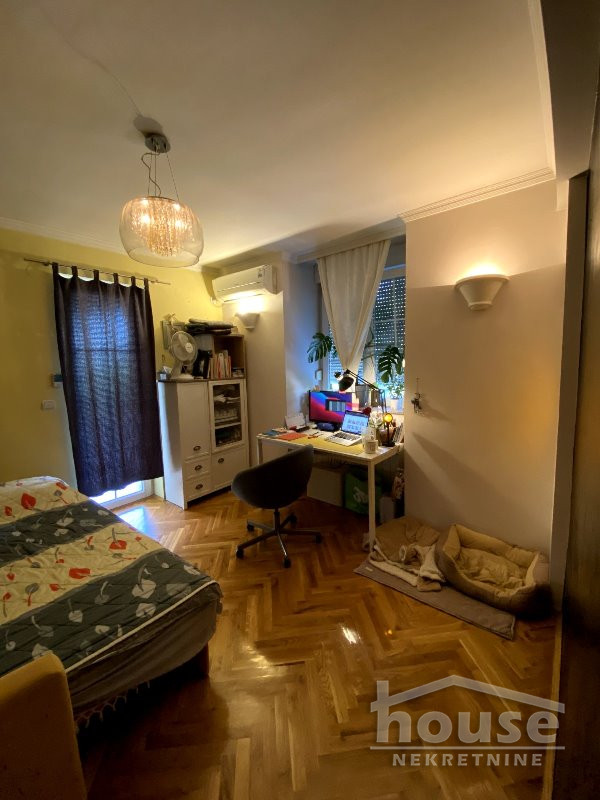Kuća Prodaja Novi Sad  304 m2