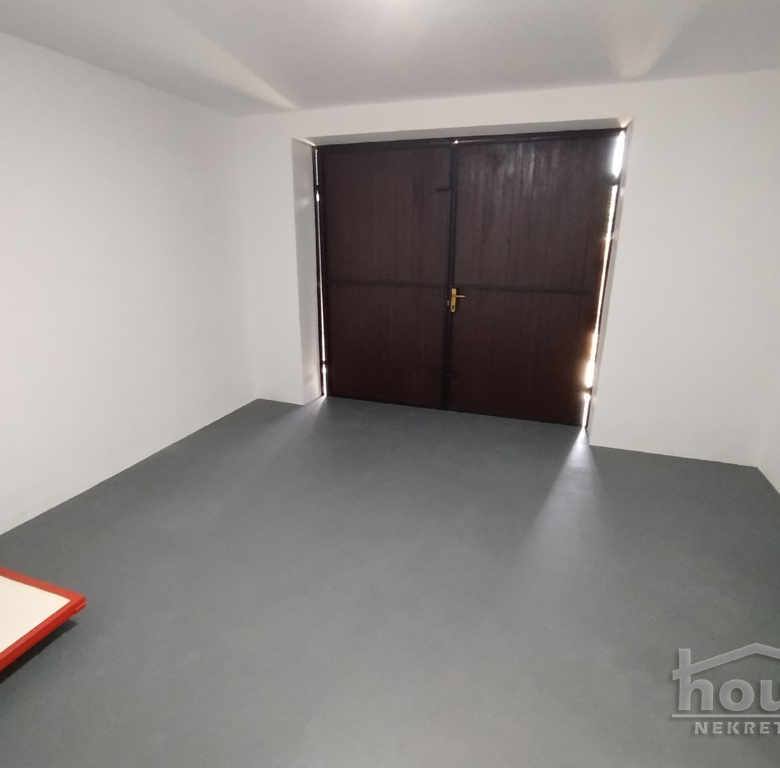 Kuća Prodaja Novi Sad  220 m2
