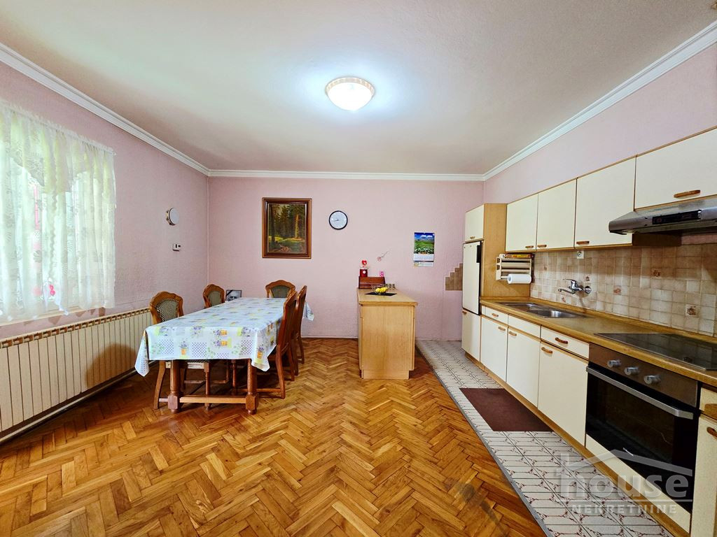 Kuća na prodaju, Zmajevo, Vrbas, 255m², Prizemlje, 156.000 €