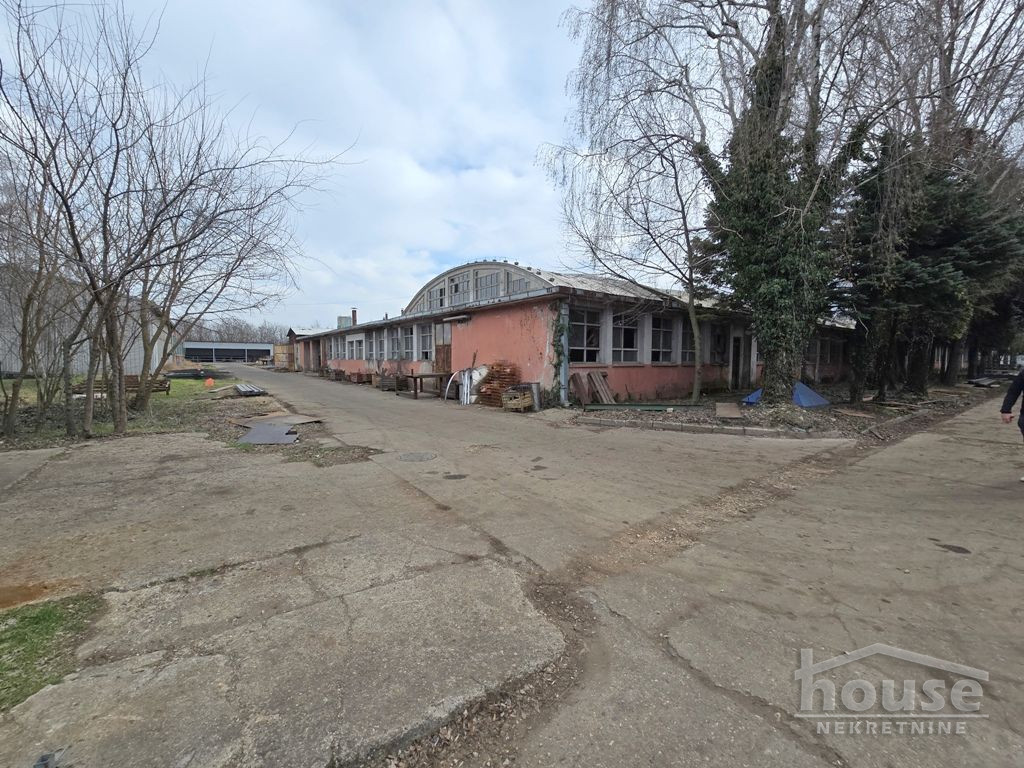 Lokal Prodaja Novi Sad  4377 m2