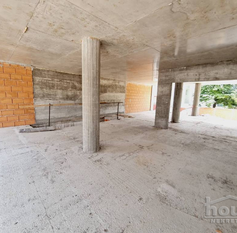 Lokal Prodaja Novi Sad  349 m2