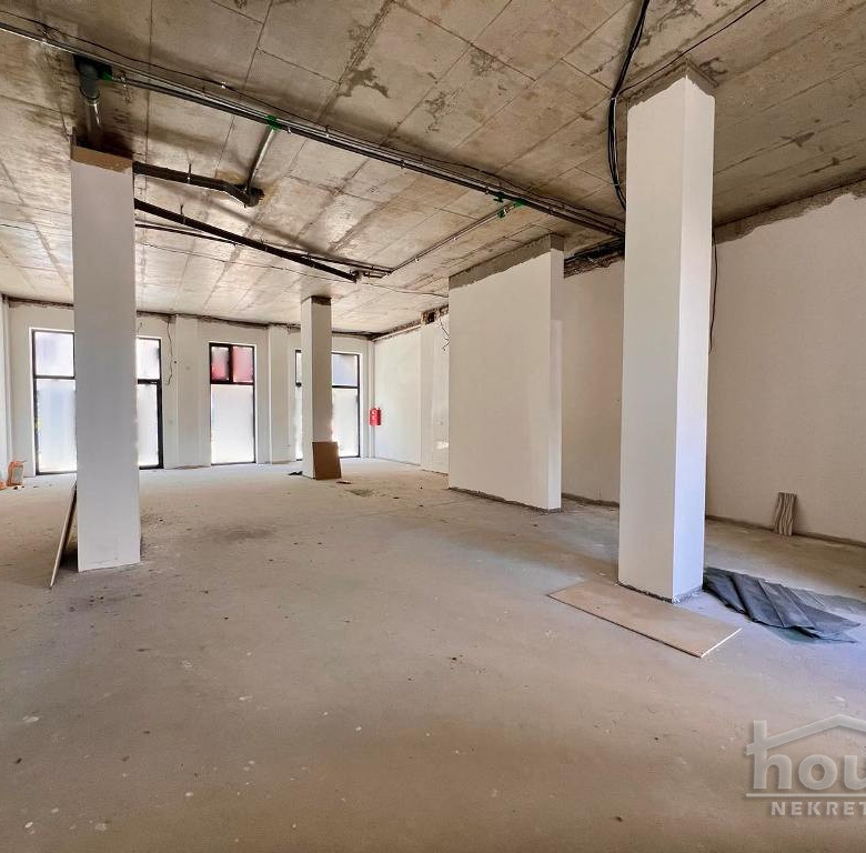 Lokal Prodaja Novi Sad  122 m2