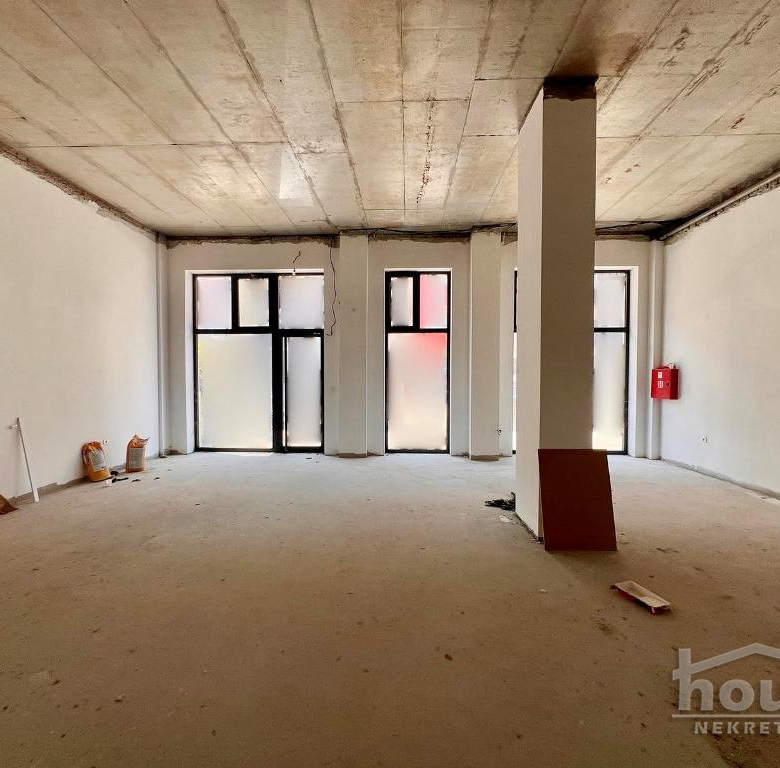Lokal Prodaja Novi Sad  122 m2