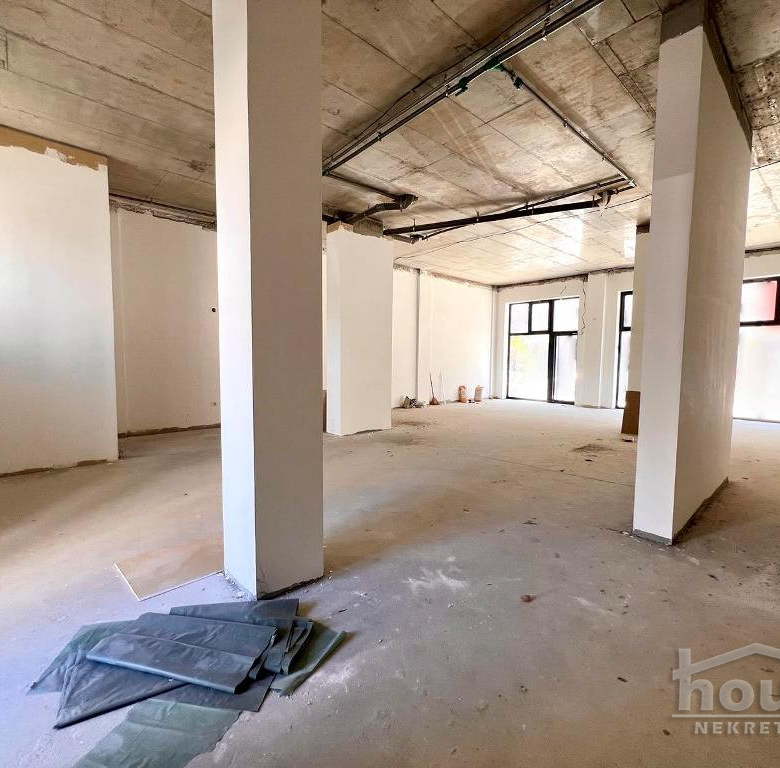 Lokal Prodaja Novi Sad  122 m2