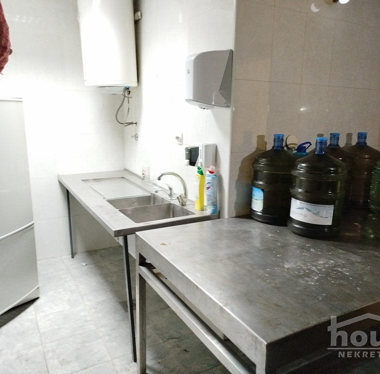 Lokal Prodaja Novi Sad  86 m2
