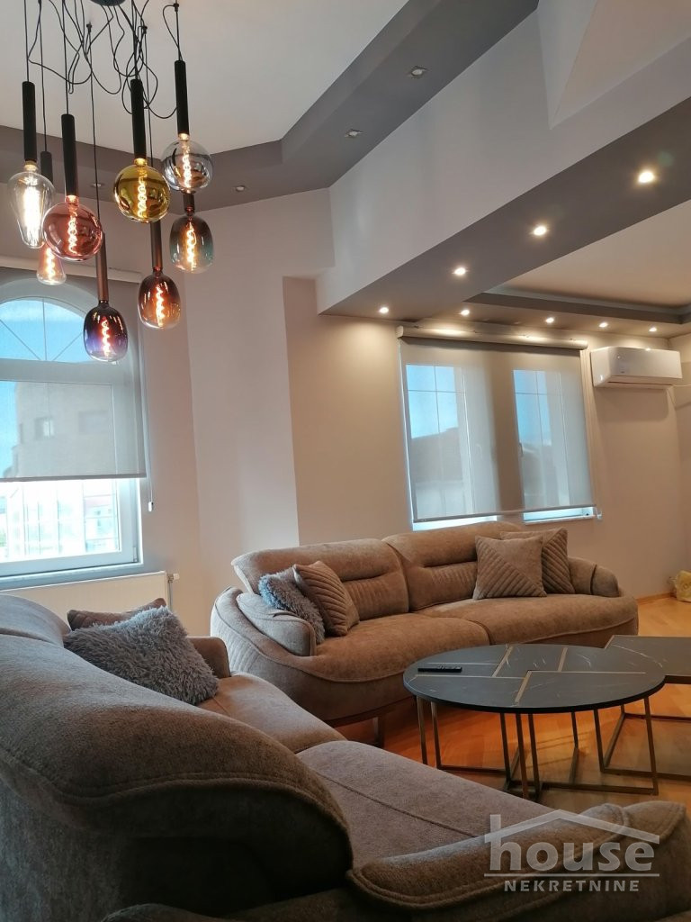 Lokal na prodaju, Ruma, 390m², 1. sprat, 412.000 €