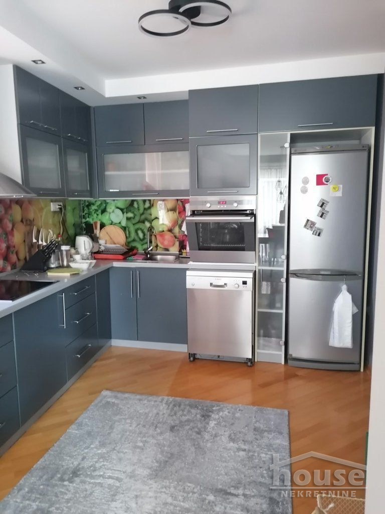 Lokal na prodaju, Ruma, 390m², 1. sprat, 412.000 €