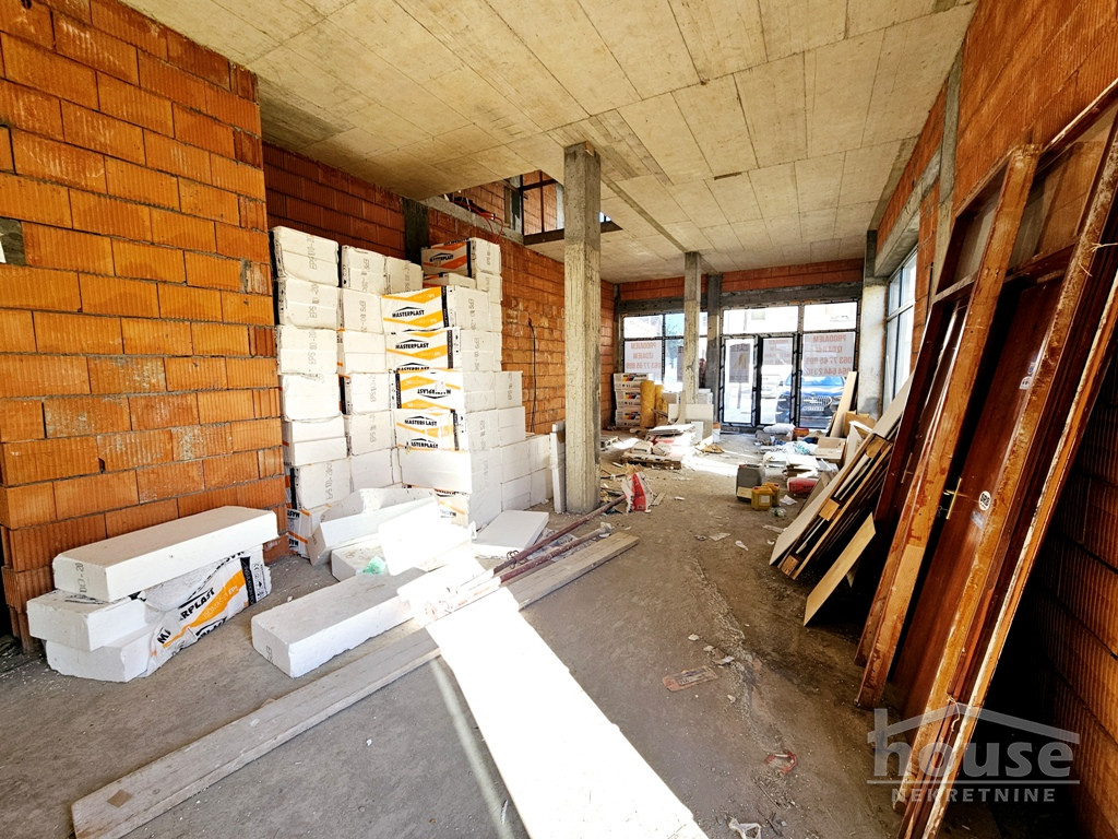 Lokal Prodaja Novi Sad  208 m2