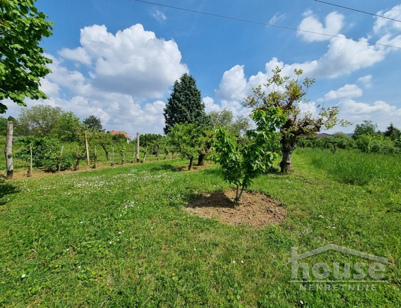 Plac Prodaja Novi Sad  816 m2