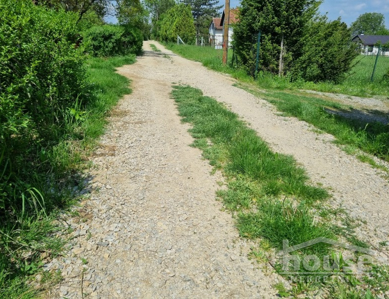 Plac Prodaja Novi Sad  816 m2