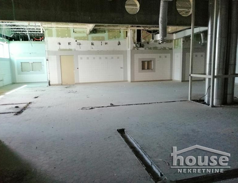 Lokal Prodaja Novi Sad  4451 m2
