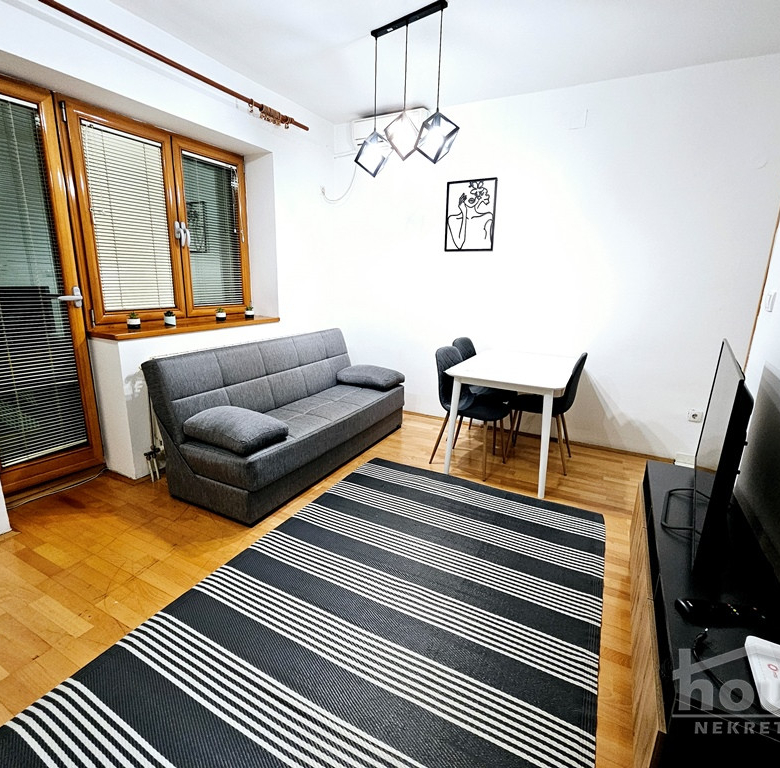 Stan Prodaja Novi Sad  42 m2