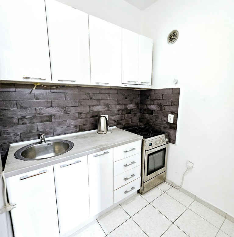 Stan Prodaja Novi Sad  42 m2