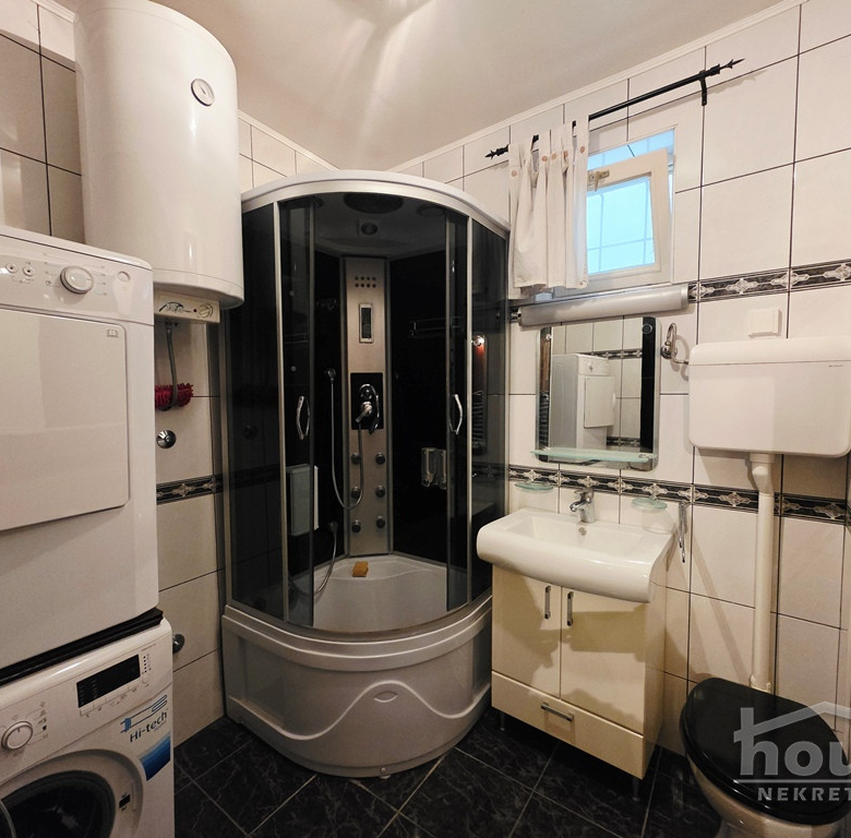 Stan Prodaja Novi Sad  57 m2