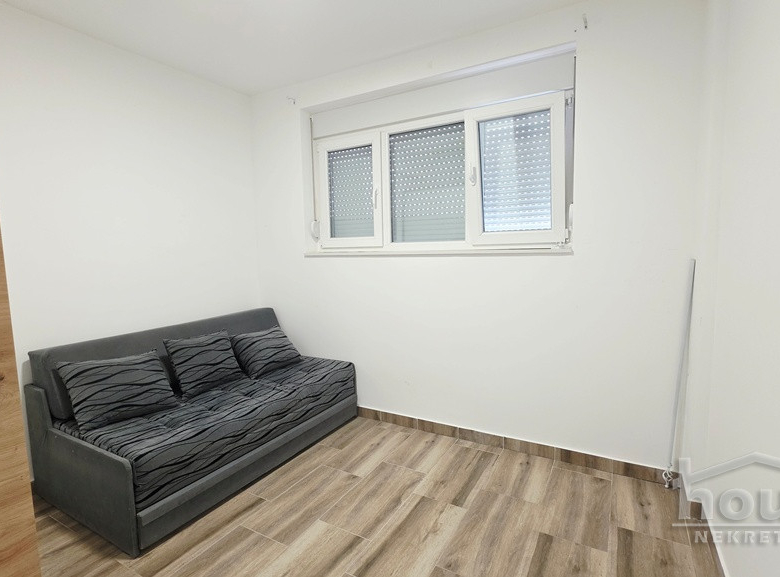 Stan Prodaja Novi Sad  38 m2