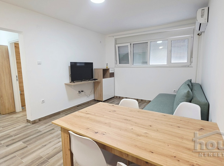 Stan Prodaja Novi Sad  38 m2