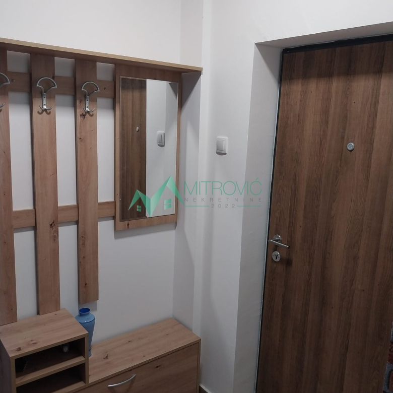 Stan Prodaja Petrovaradin  45 m2