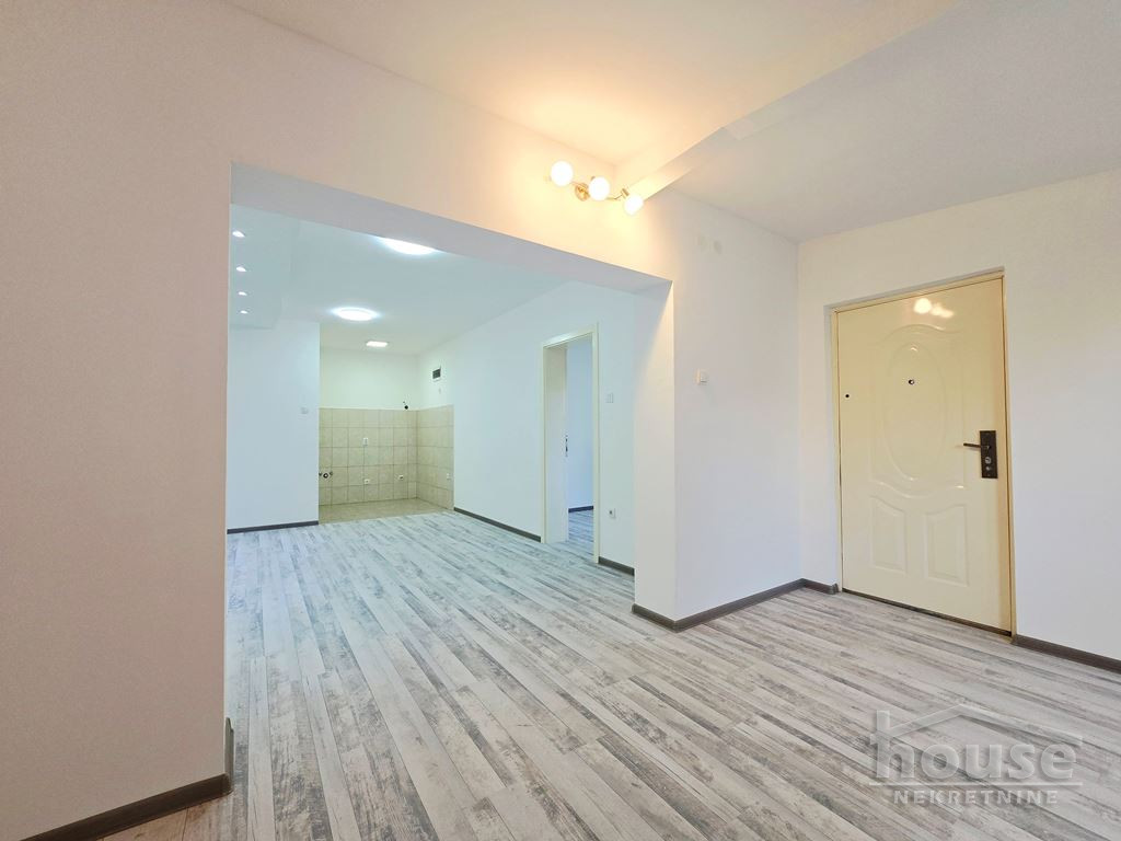 Stan Prodaja Novi Sad  50 m2