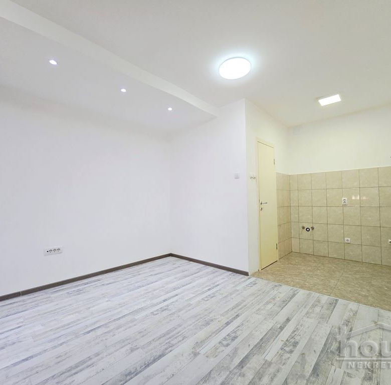 Stan Prodaja Novi Sad  50 m2