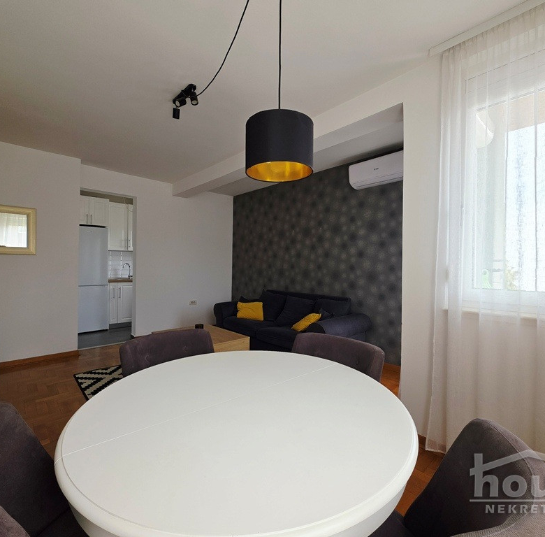 Stan Prodaja Novi Sad  42 m2
