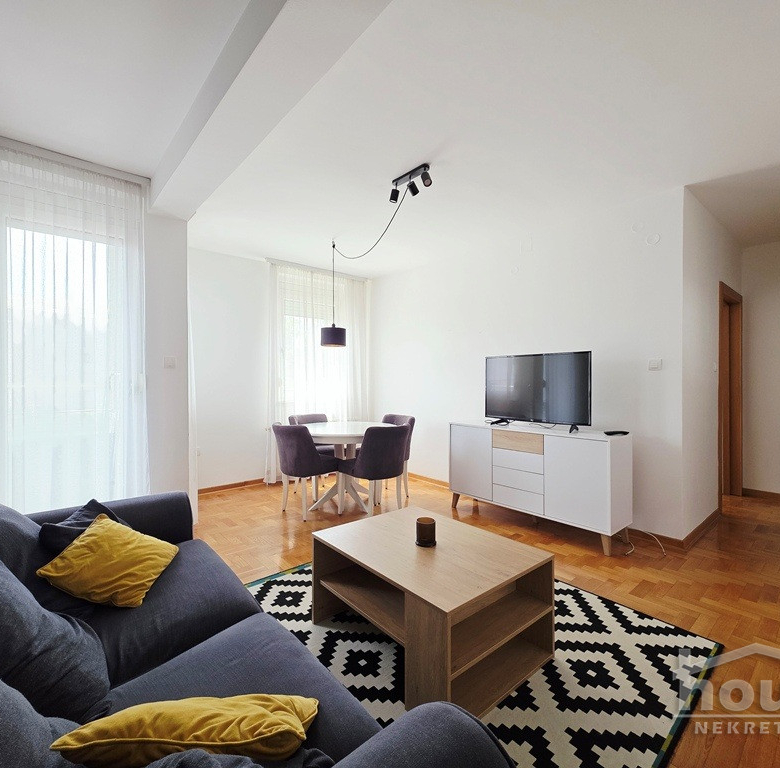 Stan Prodaja Novi Sad  42 m2