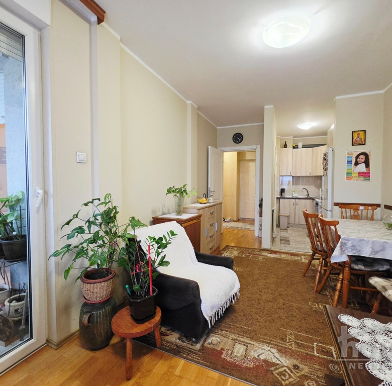 Stan Prodaja Novi Sad  45 m2