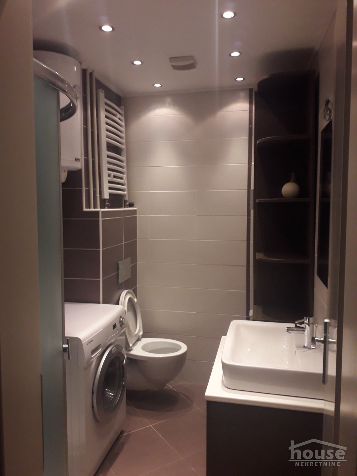 Stan Prodaja Novi Sad  46 m2