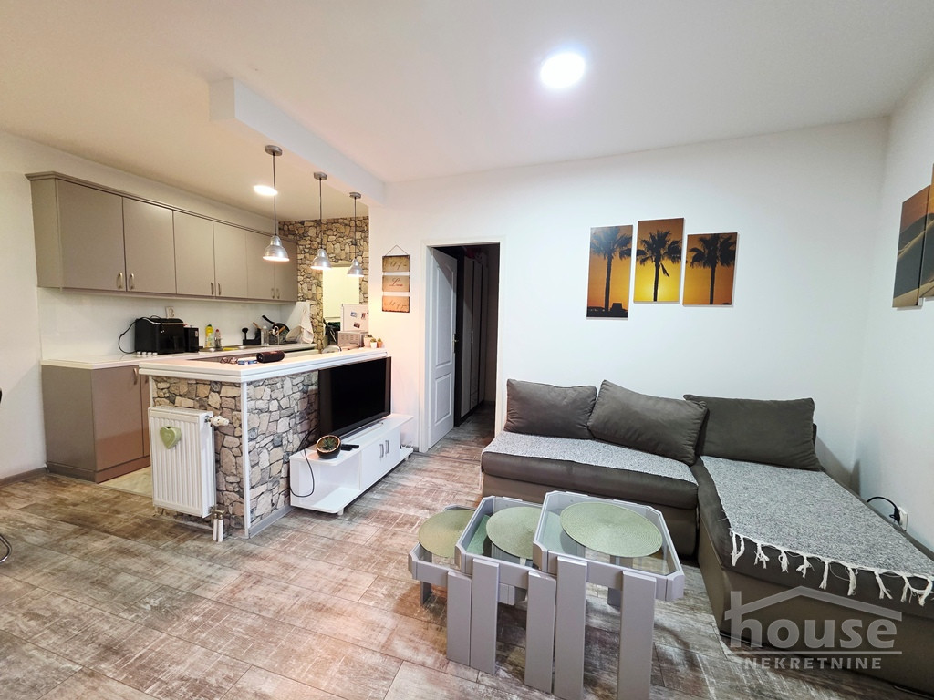 Stan Prodaja Novi Sad  42 m2