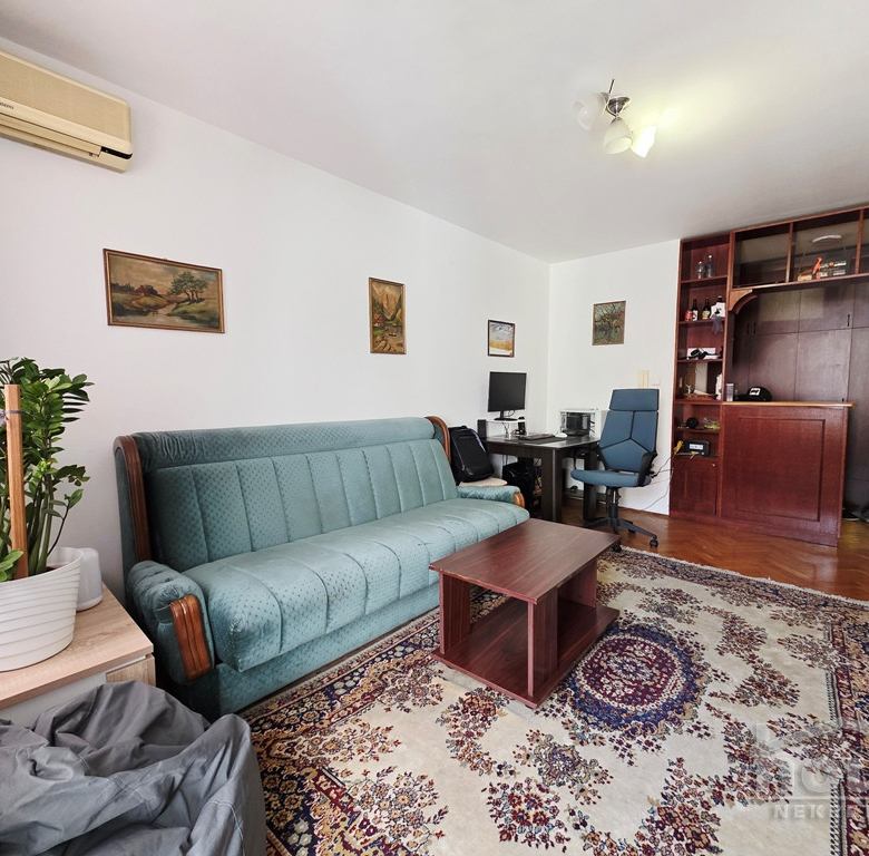 Stan Prodaja Novi Sad  40 m2