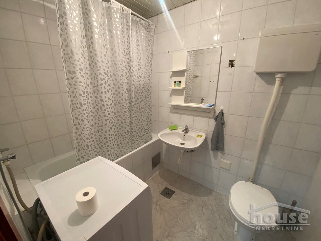 stanovi-1-5-re-grbavica-1061250-5ps1q Jednosoban stan na prodaju, Grbavica, Novi Sad, 37m², 3. sprat, 120.000 €