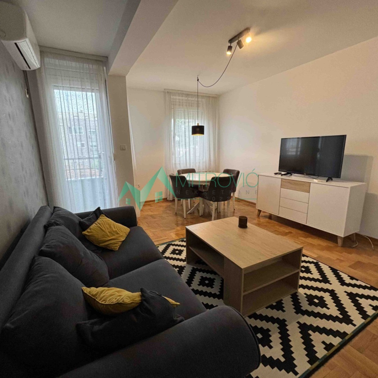 Stan Prodaja Novi Sad  42 m2