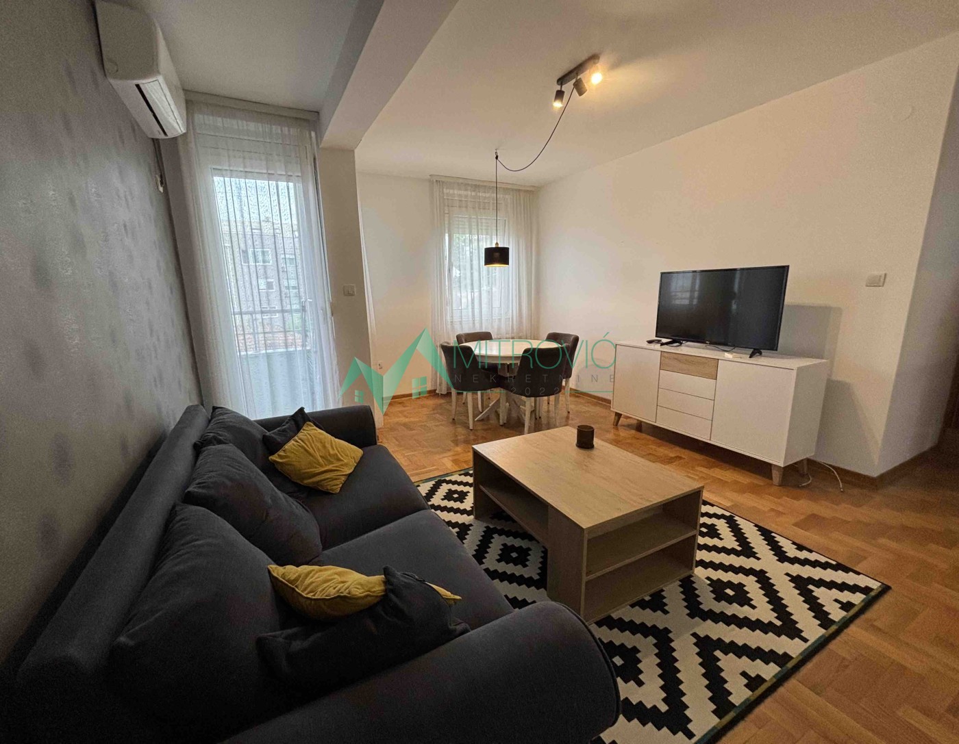 Stan Prodaja Novi Sad  42 m2