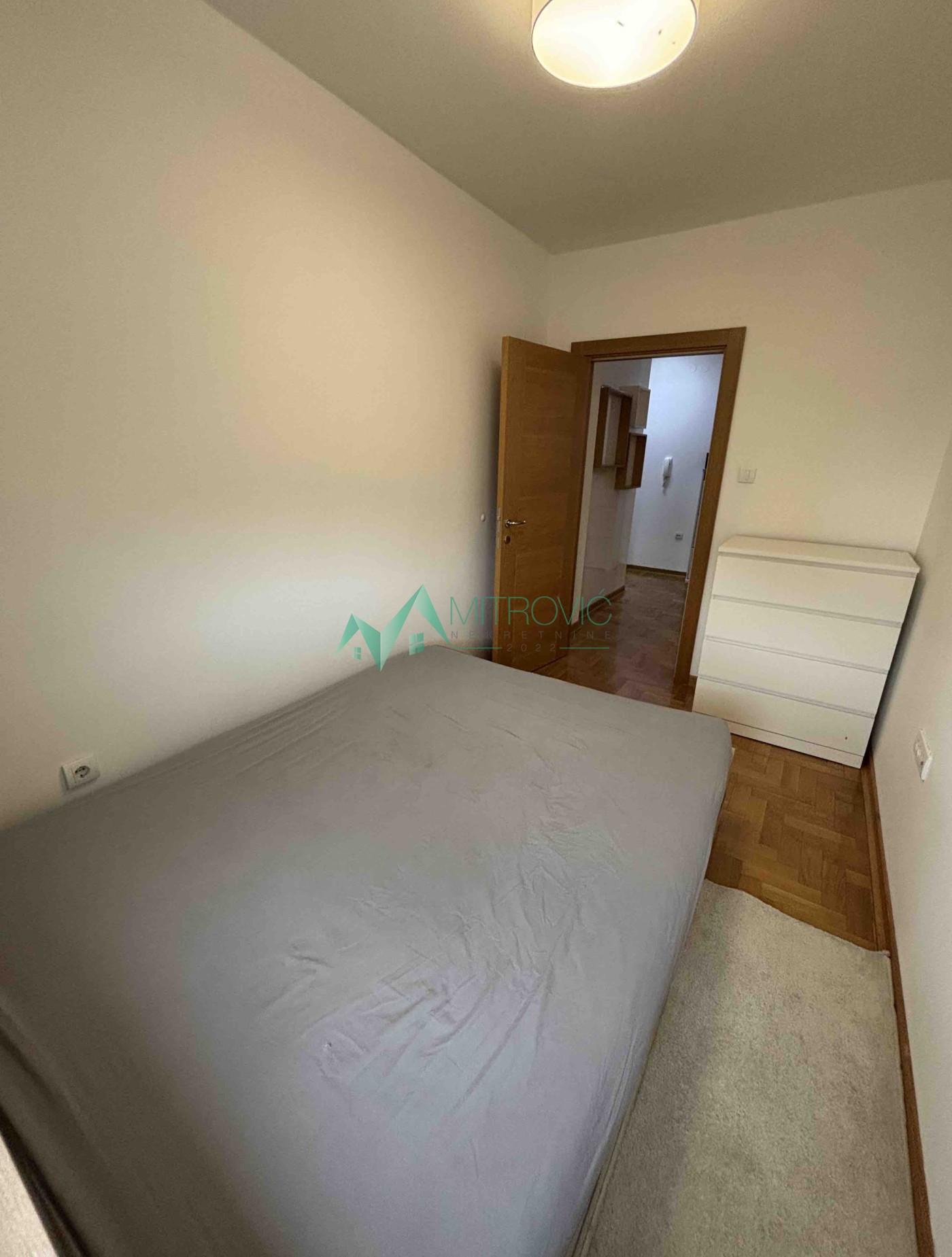 Stan Prodaja Novi Sad  42 m2