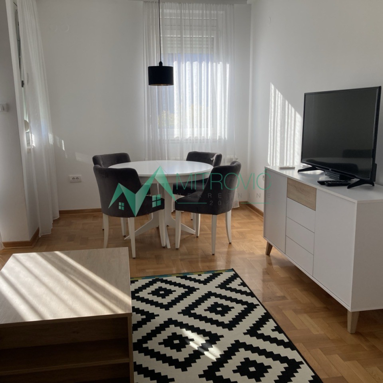 Stan Prodaja Novi Sad  42 m2