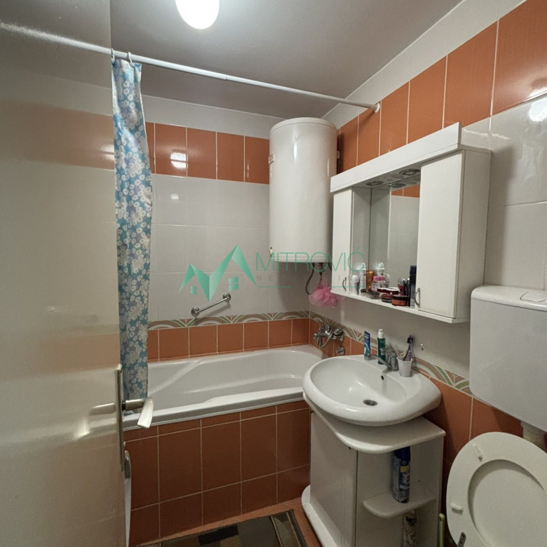 Stan Prodaja Novi Sad  40 m2