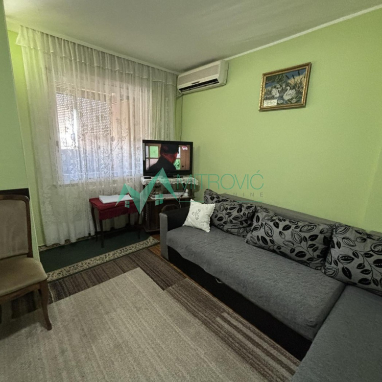 Stan Prodaja Novi Sad  40 m2