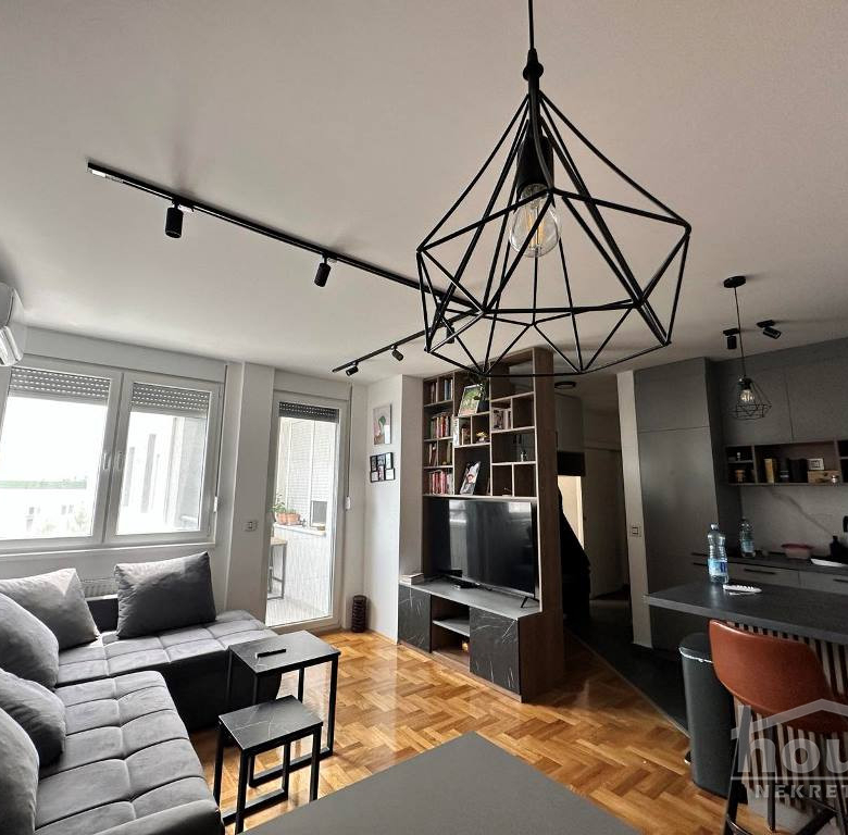 Stan Prodaja Novi Sad  43 m2