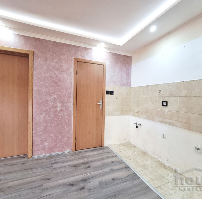 Stan Prodaja Novi Sad  28 m2