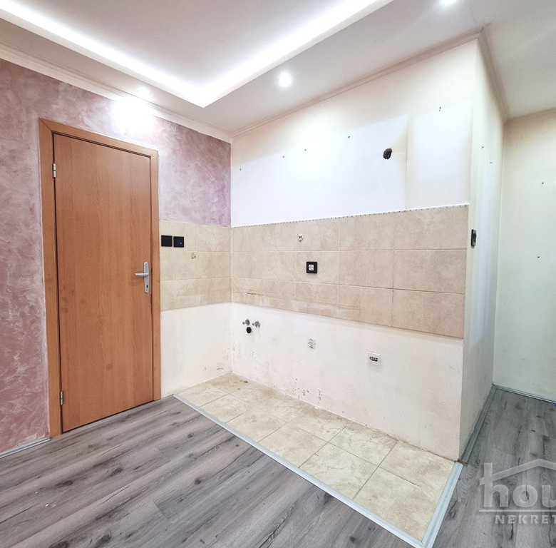 Stan Prodaja Novi Sad  28 m2