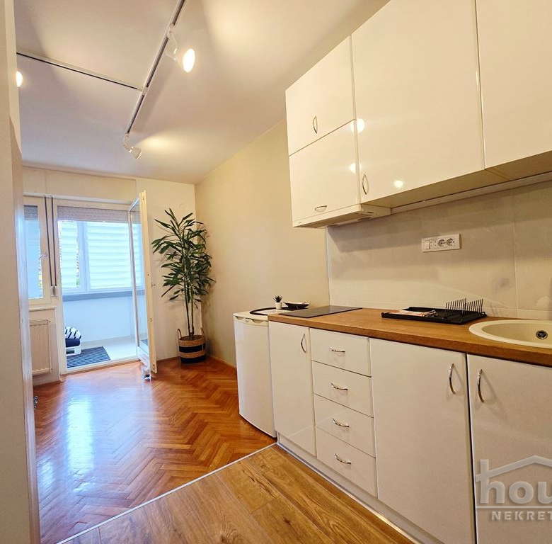 Stan Prodaja Novi Sad  36 m2