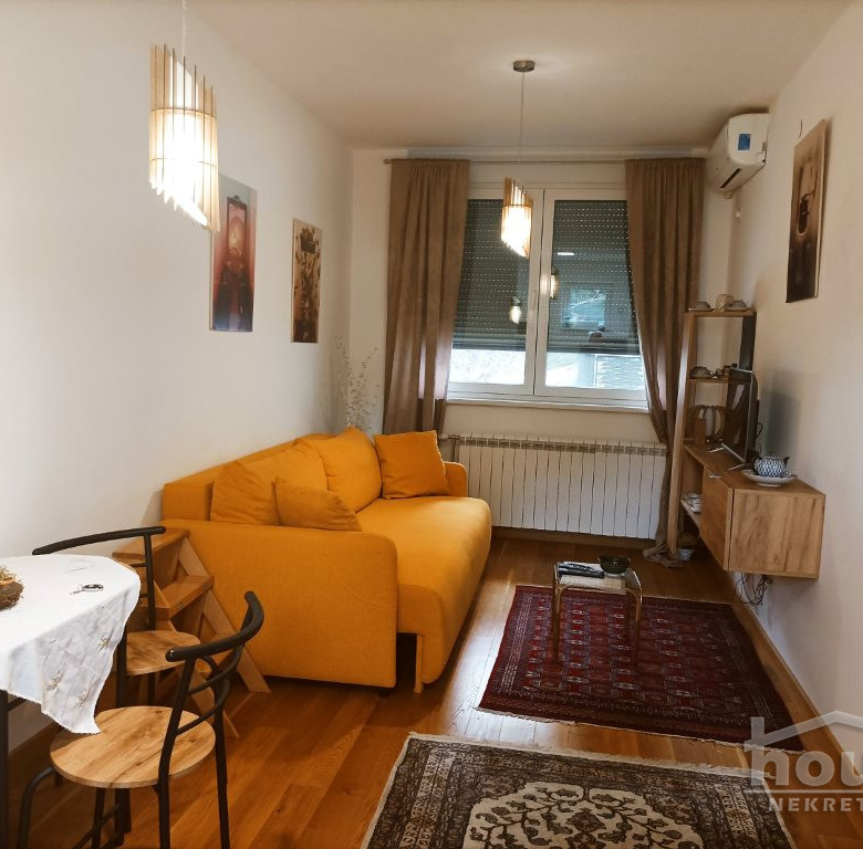 Stan Prodaja Novi Sad  35 m2