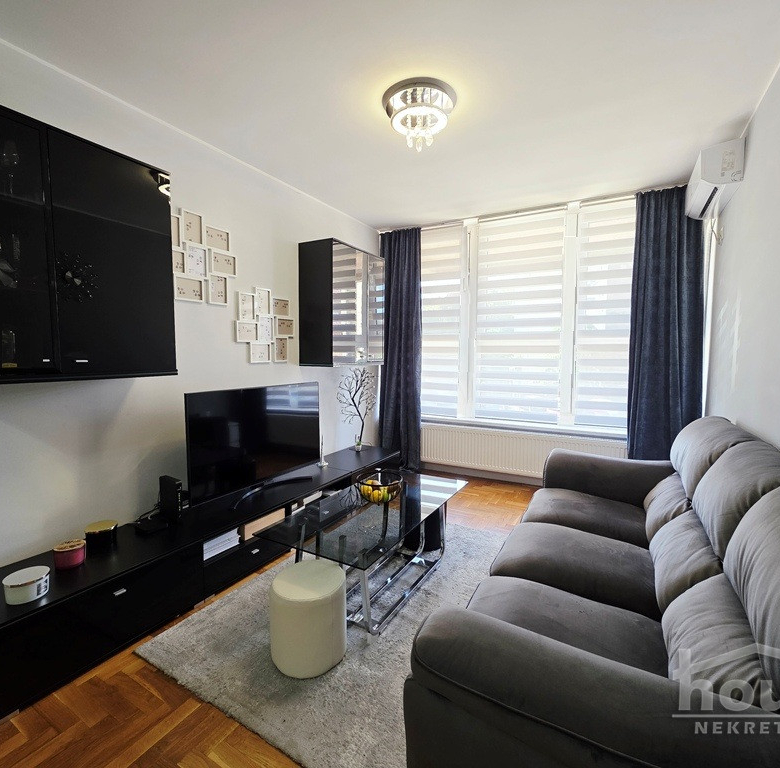 Stan Prodaja Novi Sad  44 m2