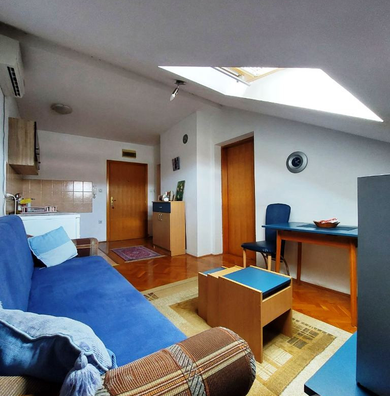 Stan Prodaja Novi Sad  27 m2