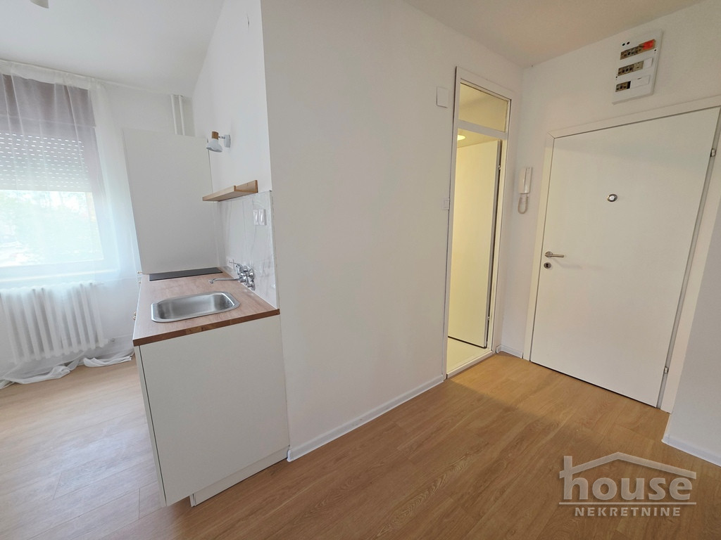 stanovi-1-re-nova-detelinara-1065702-bxbch Jednosoban stan na prodaju, Nova Detelinara, Novi Sad, 30m², 99.000 €