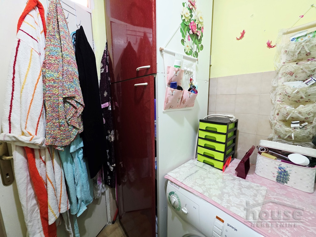 Jednosoban stan na prodaju, Novo Naselje, Novi Sad, 46m², 115.000 €