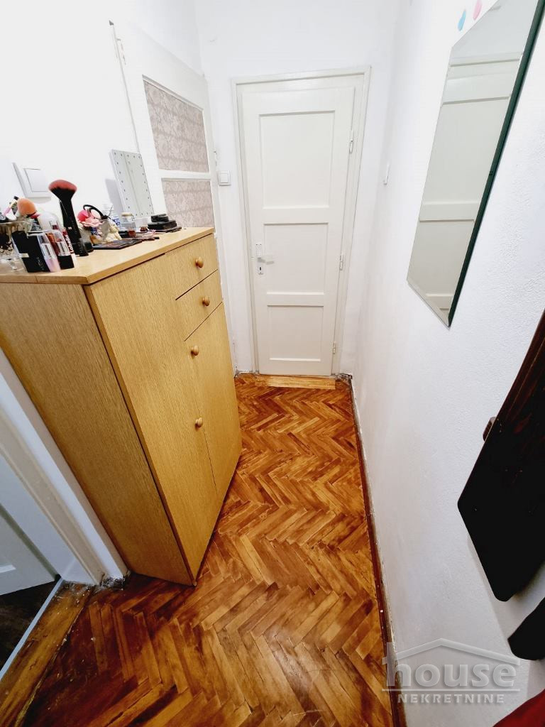 stanovi-1-re-satelit-1059136-cj8ty Jednosoban stan na prodaju, Satelit, Novi Sad, 33m², 1. sprat, 90.000 €